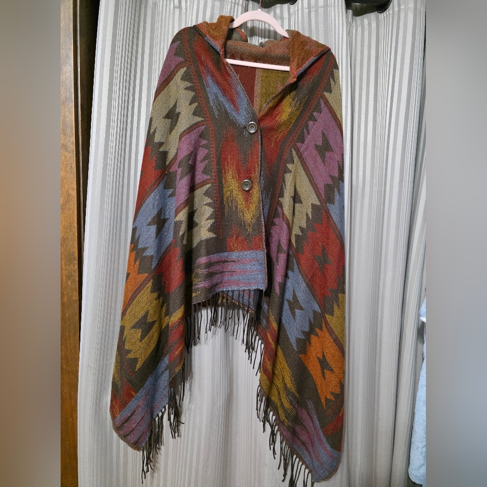 Multicolor Geometric Pattern Cape - image 1